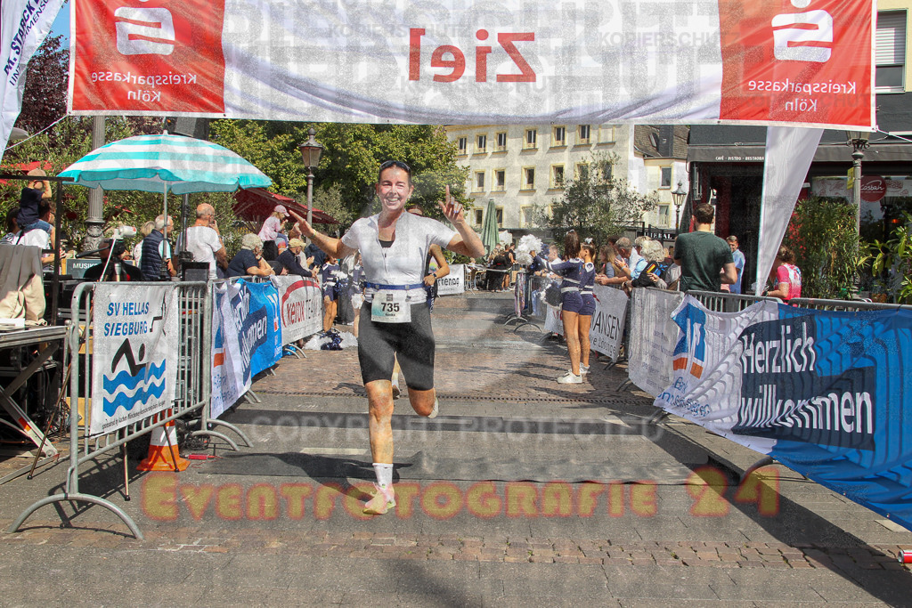 250824_1500_EV4_2521 | Sportfotografie im Rhein-Sieg Kreis, Köln, Bonn, NRW, Rheinland Pfalz, Hessen, etc. Unser Tätigkeitsfeld umfasst den Laufsport vom Volkslauf über den Marathon, Duathlon, Triathon bis zum Ultralauf wie Kölnpfad Ultra oder Schindertrail.
