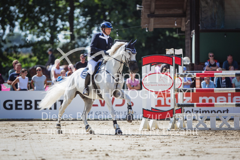 220828_Delbrueck_GrosserPreis-610 | Deine schönsten Turniermomente als professionelle Fotos! Entdecke hochwertige Pferdesport-Fotografie im Online-Shop. Jetzt Fotos finden & bestellen!