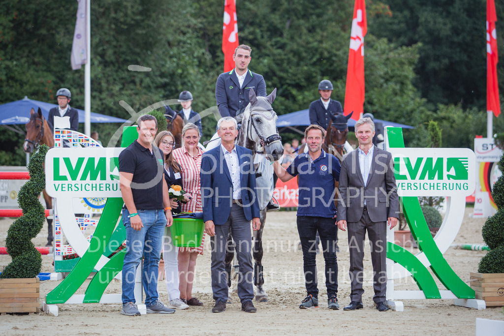 220729_BHO_GT_M2-Spr_1-281 | Deine schönsten Turniermomente als professionelle Fotos! Entdecke hochwertige Pferdesport-Fotografie im Online-Shop. Jetzt Fotos finden & bestellen!