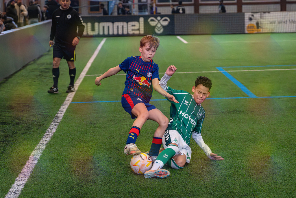 blr.pics-186 | Professionelle Fußball- und Sportfotografie. Spielbilder online ansehen und kaufen – Einzelbilder oder komplette Galerien in hoher Qualität. - Realisiert mit Pictrs.com