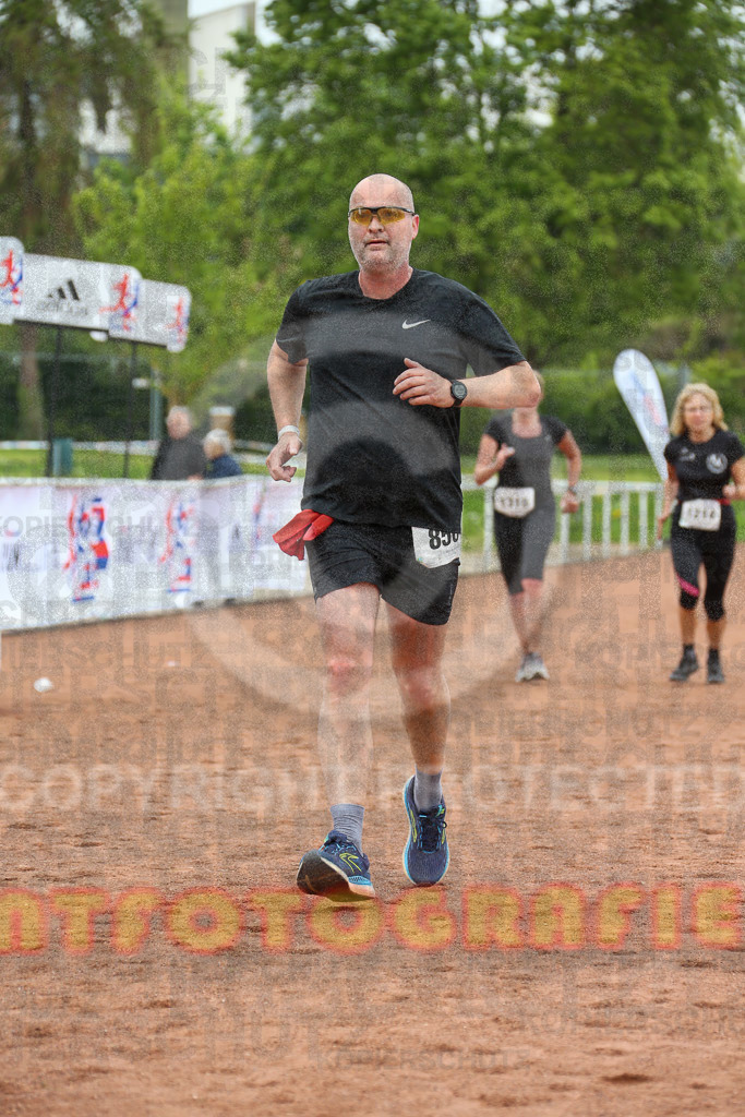 220501_1114_EX1_0114 | Sportfotografie im Rhein-Sieg Kreis, Köln, Bonn, NRW, Rheinland Pfalz, Hessen, etc. Unser Tätigkeitsfeld umfasst den Laufsport vom Volkslauf über den Marathon, Duathlon, Triathon bis zum Ultralauf wie Kölnpfad Ultra oder Schindertrail.