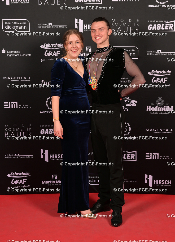 20240128-fge-fotos-0385 | Hofball der FGE am 28.01.2024 im Alten Stadttheater in Eichstätt. - Realisiert mit Pictrs.com