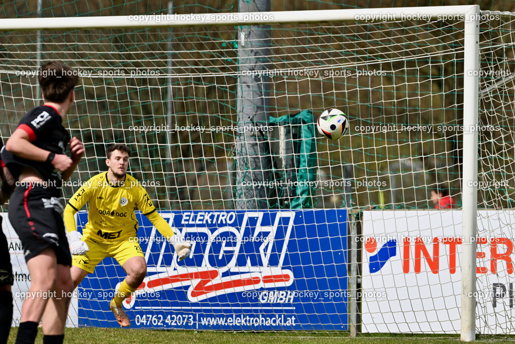 SV Rothenthurn vs. FC Dölsach | Tor FC Dölsach, #21 Alexander Unterberger SV Rothenthurn, SV Rothenthurn vs. FC Dölsach, SV Rothenthurn vs. FC Dölsach am 04.04.2026 in Rothenthurn (Sportplatz Rothenthurn), Austria, (Photo by Bernd Stefan)