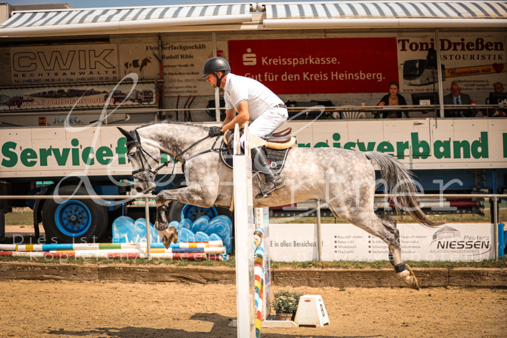 23.SaSpL00142 | Leoni Ertmer Photography - Realisiert mit Pictrs.com