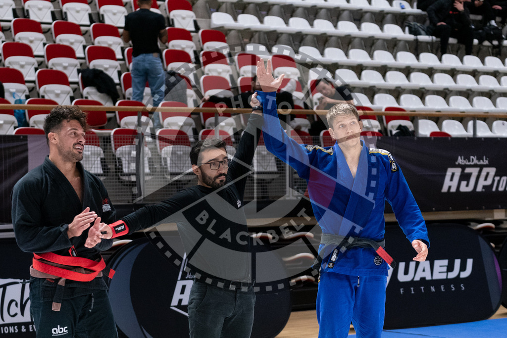 20241012PBB5376 | Athletes compete during the AJP Tour Europe Continental Jiu-Jitsu Professional Championship on October 12, 2024 in Almere near Amsterdam, Netherlands. © Chiara Dazi / photoblackbelt