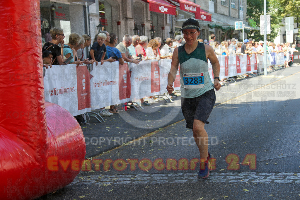 250621_1205_EX1_4813 | Sportfotografie im Rhein-Sieg Kreis, Köln, Bonn, NRW, Rheinland Pfalz, Hessen, etc. Unser Tätigkeitsfeld umfasst den Laufsport vom Volkslauf über den Marathon, Duathlon, Triathon bis zum Ultralauf wie Kölnpfad Ultra oder Schindertrail.