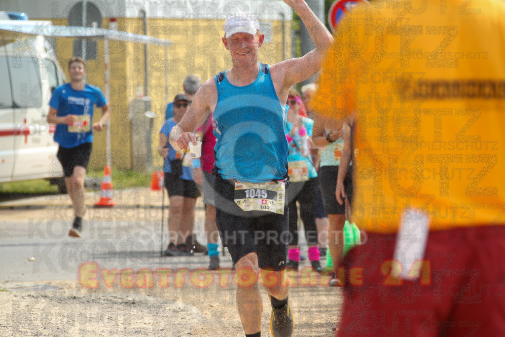 250614_1100_EV4_8508 | Sportfotografie im Rhein-Sieg Kreis, Köln, Bonn, NRW, Rheinland Pfalz, Hessen, etc. Unser Tätigkeitsfeld umfasst den Laufsport vom Volkslauf über den Marathon, Duathlon, Triathon bis zum Ultralauf wie Kölnpfad Ultra oder Schindertrail.