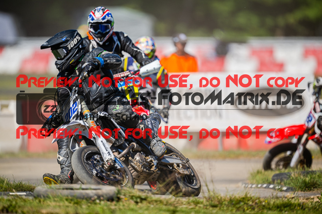 MaZZes_FotoMatrix_220703_8024 | S3