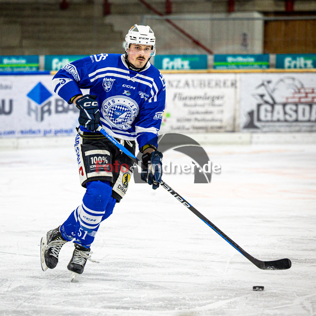 SC Forst NATURE BOYS gegen ESC Hassfurt HAWKS | Eishockey Landesliga Herren Playoffs 2024/25 - Spiel 2 von 4, SC Forst NATURE BOYS gegen ESC Hassfurt HAWKS, 20250222,Maximilian BRAUER (Nature Boyz 51) in Aktion, Freisteller,2025-02-22 in Peißenberg (Eisstadion Peißenberg)Maximilian BRAUER (Nature Boyz 51)Copyright: WolfgangxLindner foto-lindner.de