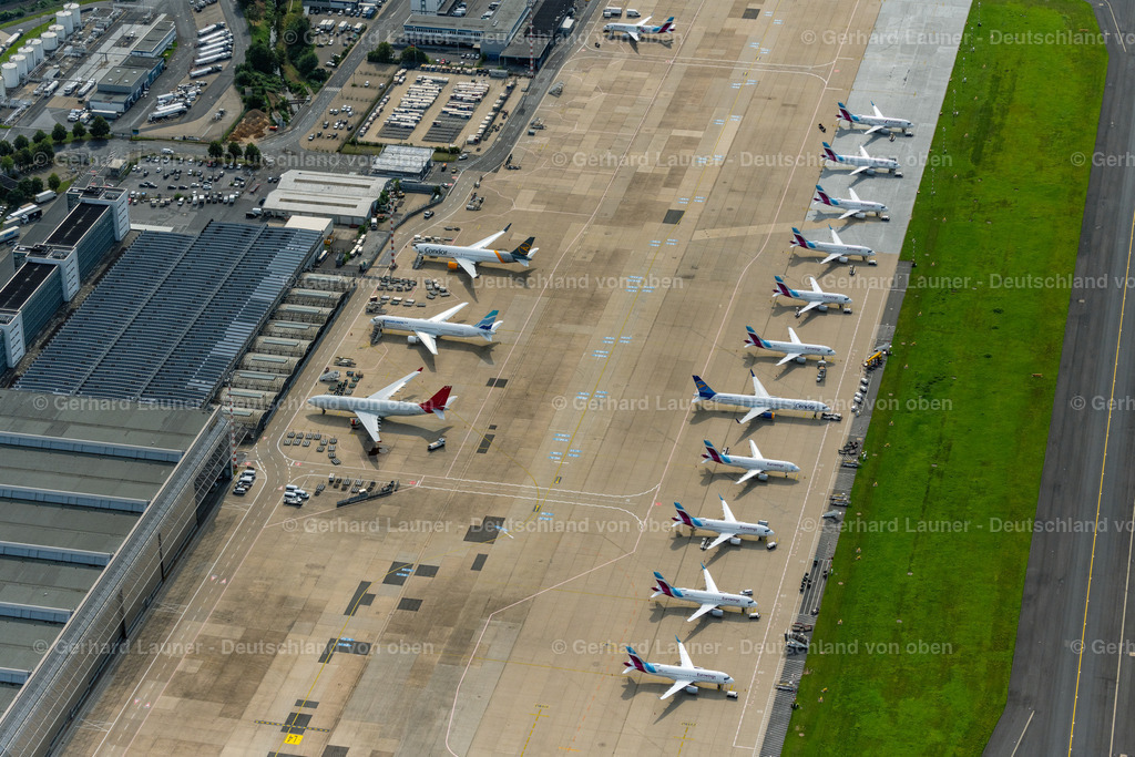 4049677 | parkende Passagiermaschinen am Flughafen Düsseldorf