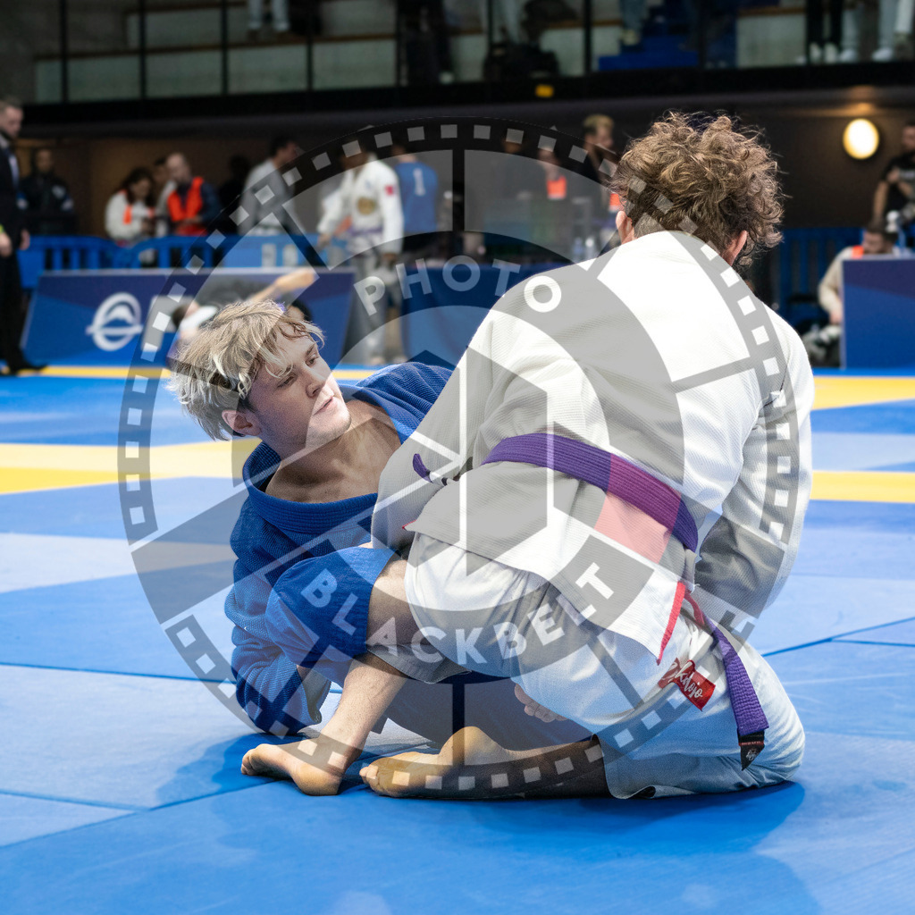 20240123PBB01954 | Fighters compete during the second day of the IBJJF European Championship in Paris, France, on January 23, 2024.