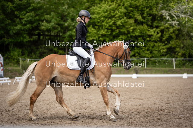 Bad_Meinberg_05860 | saradresslerfotografie - Realisiert mit Pictrs.com