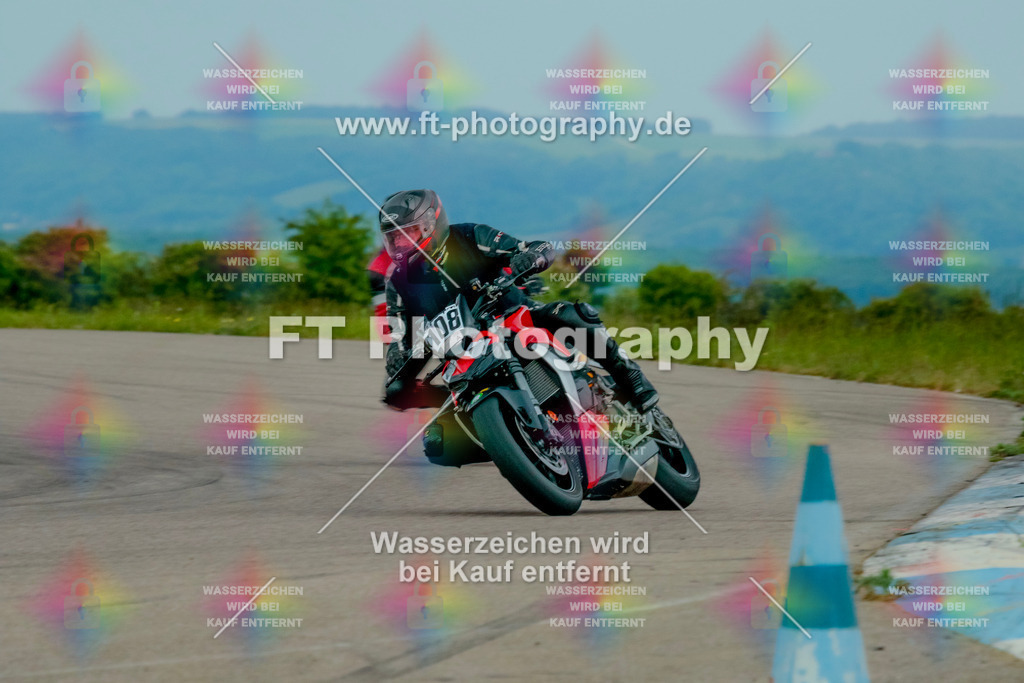 _7D21043 | Hier findet Ihr Bilder von Touristenfahrten auf der Nürburgring Nordschleife oder von anderen Veranstaltungen die ich besucht habe. Viel Spass beim Durch Schauen 