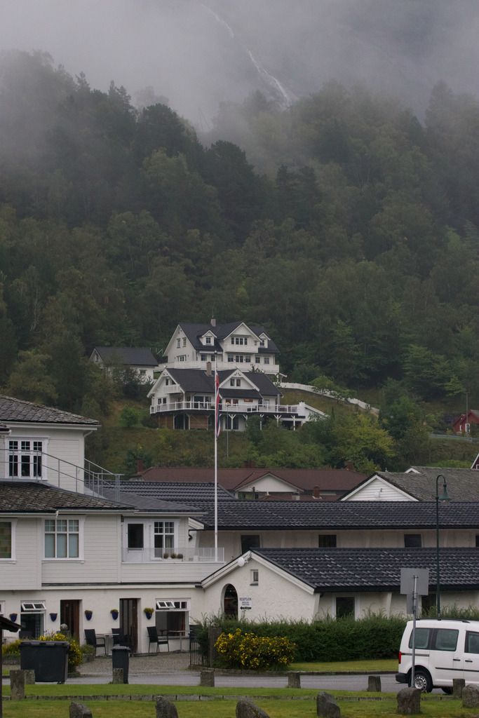 Haus in den Bergen | Landschaftsbilder-MV - Realisiert mit Pictrs.com