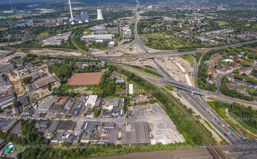 Herne250601691 | Luftbild, Großbaustelle Autobahnkreuz Herne mit Tunnelbau, Autobahn A43 und Autobahn A42, hinten das STEAG Heizkraftwerk Herne, Baukau-West, Herne, Ruhrgebiet, Nordrhein-Westfalen, Deutschland