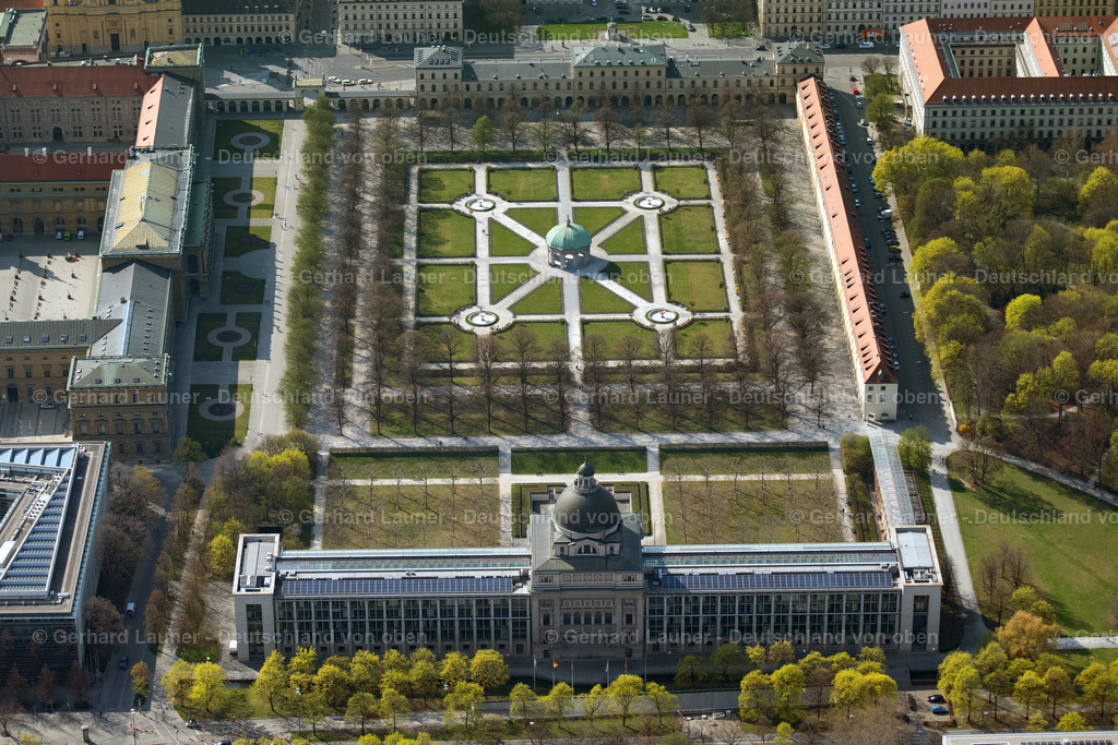 4022735 | Hofgarten und Bayerische Staatskanzlei, München im Bundesland Bayern