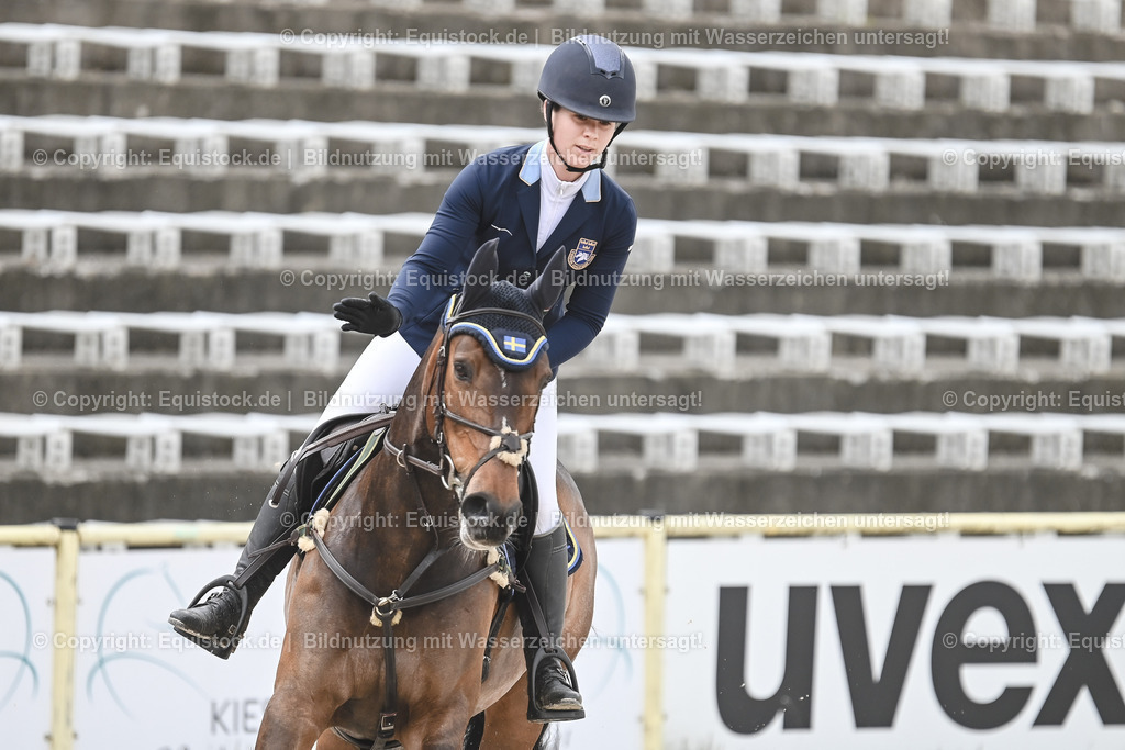 20230514_CCI4_Springen_0030 | equistock