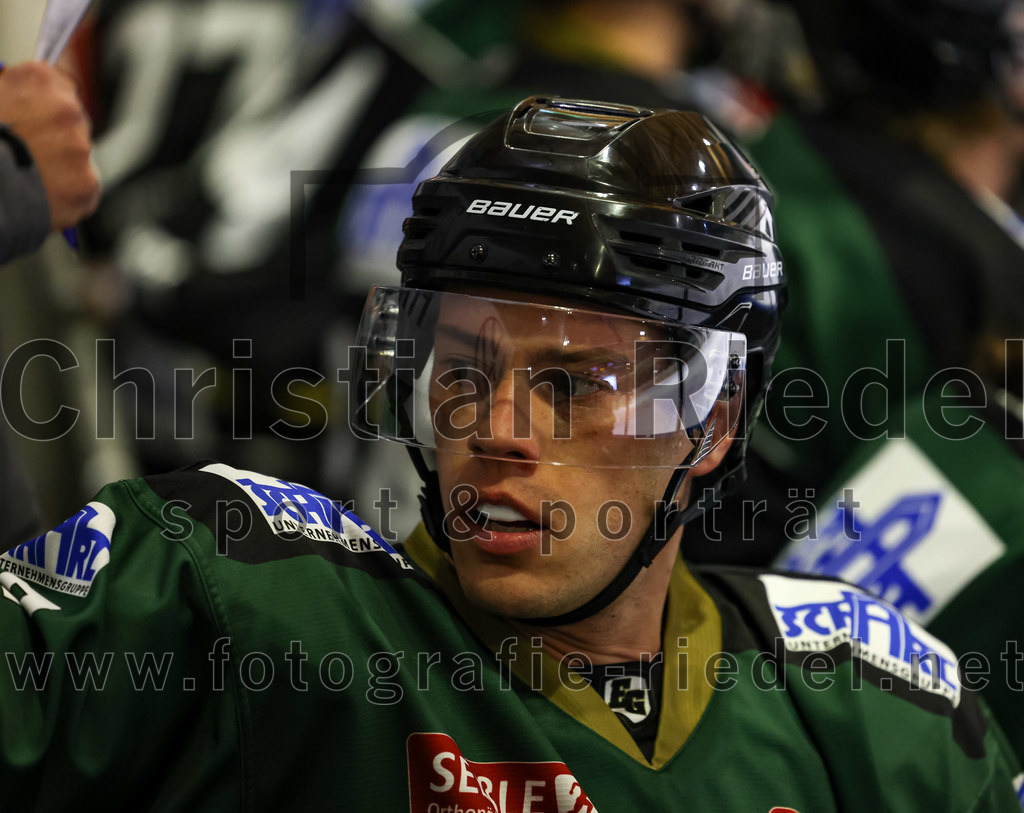 2022-11-13_057_TSV_Erding_gegen_TEV_Miesbach | Erding, Deutschland, 13.11.2022:
Eishockey, Bayernliga 2022 / 2023, 13. Spieltag, TSV Erding gegen TEV Miesbach, Endergebnis: 

Foto: Christian Riedel / fotografie-riedel.net