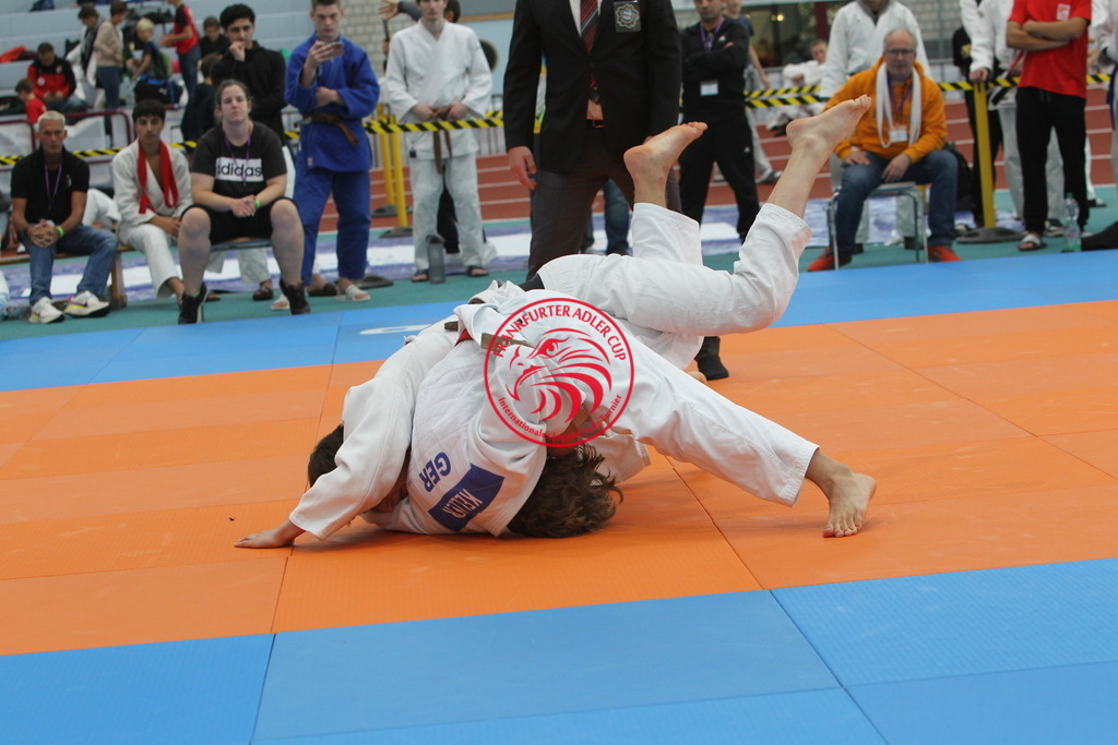 JT6F9173 | Fotos vom Adler Cup - Pictures from Adler Cup

Hier findet Ihr alle Eindrücke und großen Momente der Adler Cup Wochenenden. Here you will find all impressions and great moments of the Adler Cup weekends. - Realisiert mit Pictrs.com