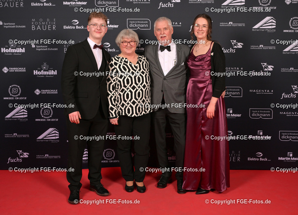 20250208-fge-hofball-0147 | Hofball der FGE am 08.02.2025 im Alten Stadttheater in Eichstätt. - Realisiert mit Pictrs.com