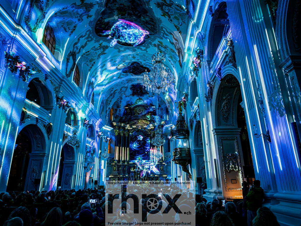 Lilu Lichtvestival 2026 | Stimmungsvolle Fotokunst aus Luzern. Erlebe den Pilatus, den See und die Stadt Luzern in exklusiven Aufnahmen in der Fotogalerie & Shop. - Realisiert mit Pictrs.com