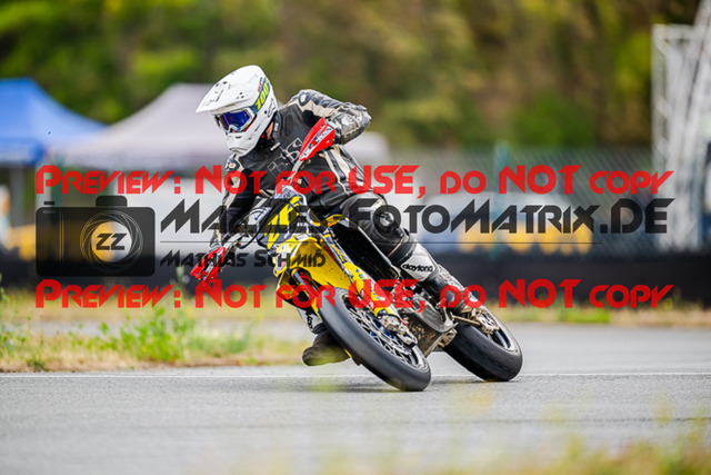 MaZZes_FotoMatrix_220814_9443 | UE40