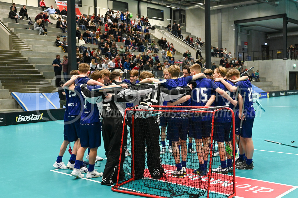 Switzerland U19 vs Finland U19 - 3. February 2024 | Switzerland U19 vs Finland U19
U19 Men International Matches in Switzerland
GoEasy Arena, Siggenthal Station
Finland wins with 4:5.
Credit: Markus Aeschimann | <a href="https://www.markus-aeschimann.ch">Sportfotografie Markus Aeschimann</a> | <a href="https://www.instagram.com/sportfotografie.aeschimann">@sportfotografie.aeschimann</a> - Realisiert mit Pictrs.com