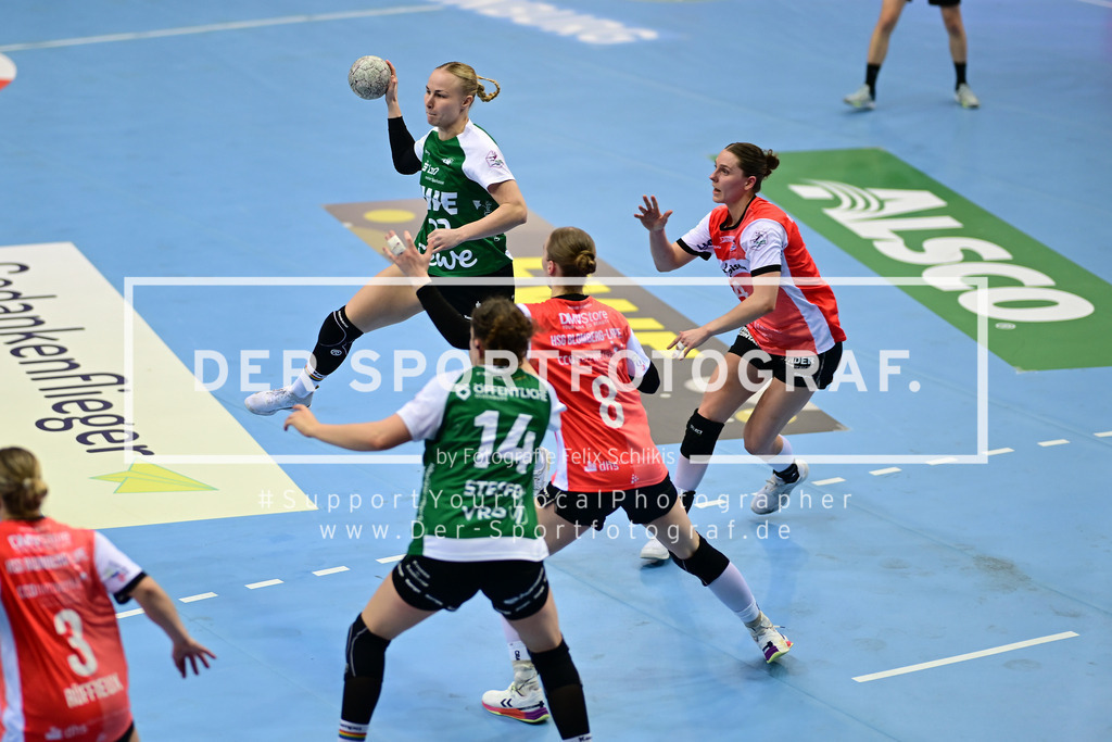 Handball I Frauen I Saison 2025-2026 I 1. HBF I 9. Spieltag I VfL Oldenburg - HSG Blomberg-Lippe I 73577 | Der Sportfotograf. - Realisiert mit Pictrs.com
