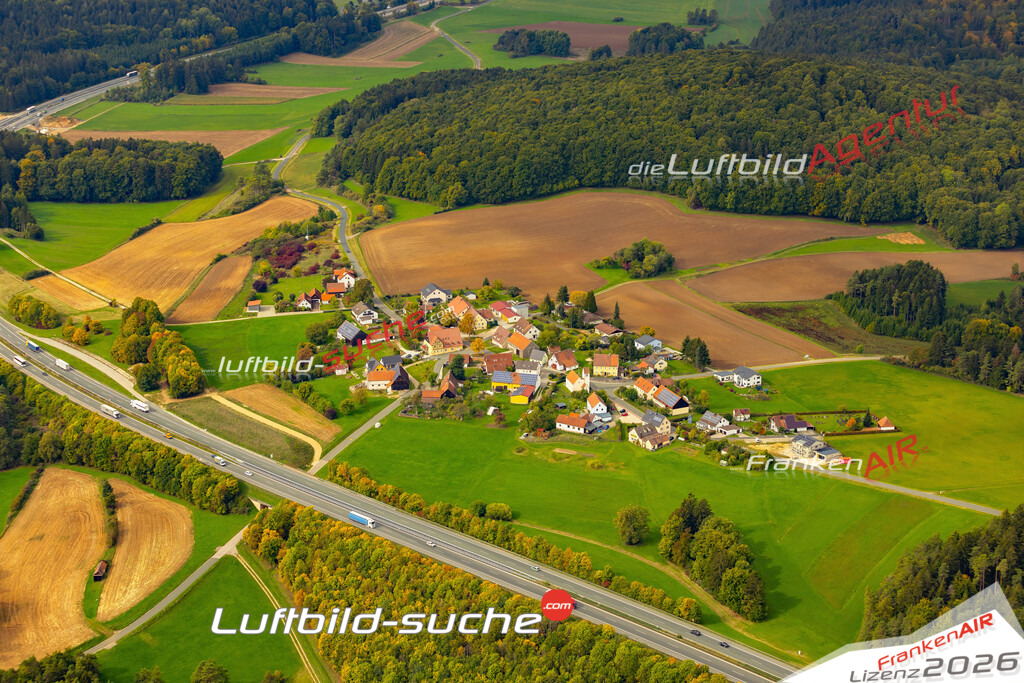 Die Luftaufnahme Poppberg - Birgland wurde 2022 vom Flugzeug aus (keine Drohne) erstellt. Hohe Auflösung -für große Poster und Wandbilder geeignet - Garantiert!