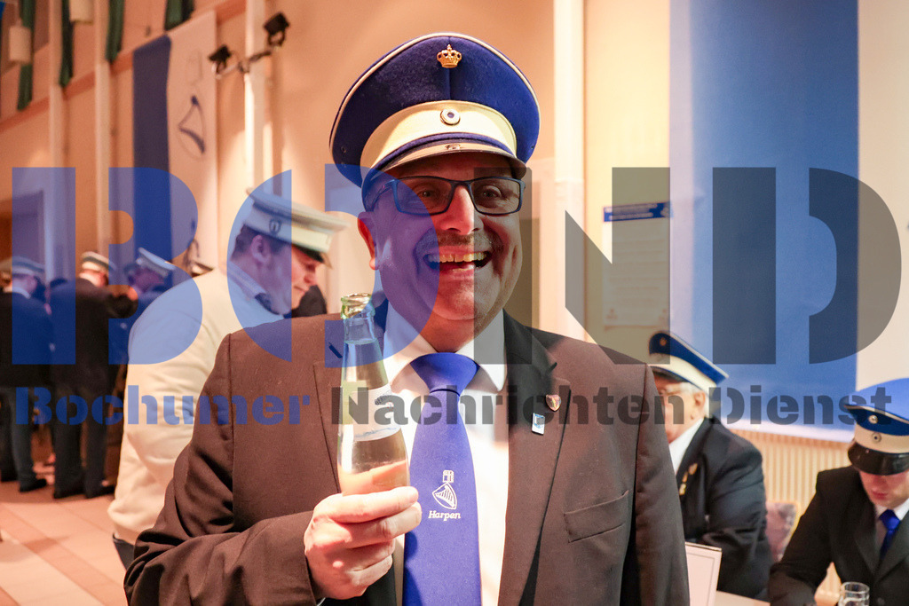 Maiabendfest 2024 {date} -  | {headline}



(Foto: Sebastian Sendlak / BOND)

 - Realisiert mit Pictrs.com