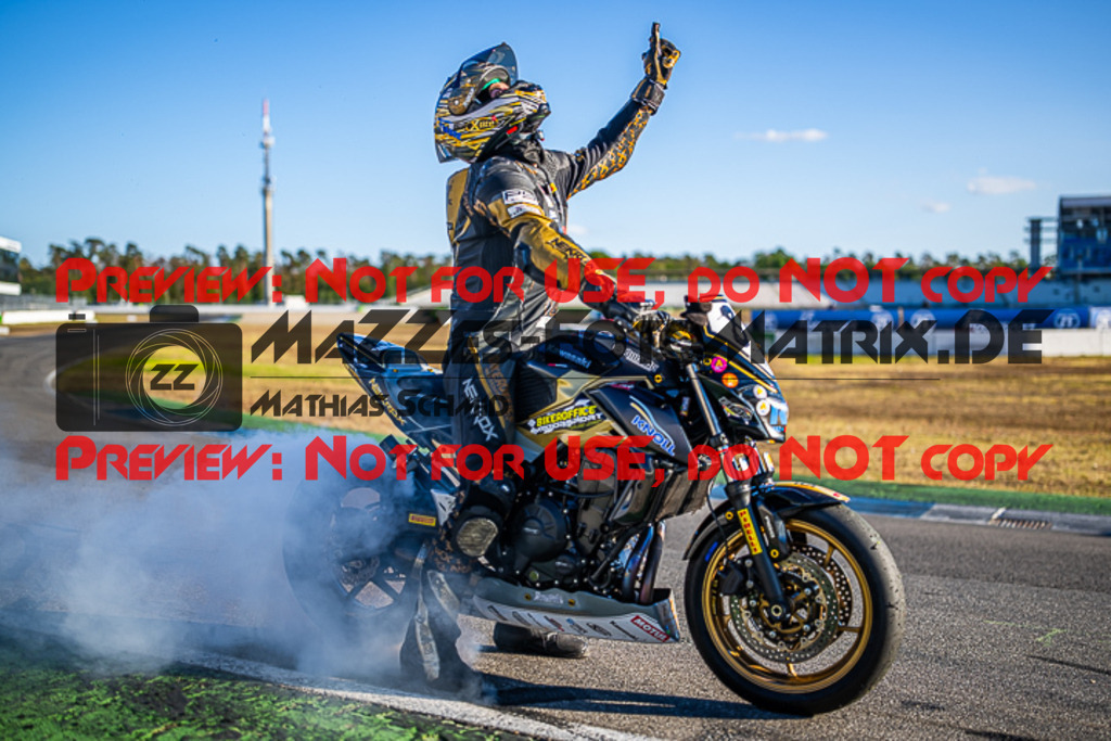 MaZZes_Fotomatrix_20230924_6021986_5366 | TWIN CUP