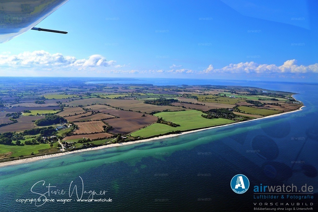 Geltinger Birk Luftbild - Die Geltinger Birk ist ein Naturschutzgebiet | Die Geltinger Birk ist ein Naturschutzgebiet an der schleswig-holsteinischen Ostsee, das seit 1986 unter Schutz steht und sich nordöstlich von Gelting überwiegend im Bereich der Gemeinde Nieby an der Geltinger Bucht am Ausgang der Flensburger Förde erstreckt.