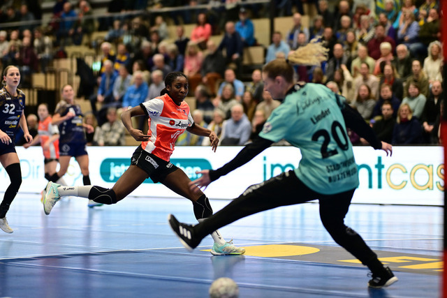 Handball I Frauen I Saison 2025-2026 I 1. HBF I 12. Spieltag I Buxtehuder SV - HSG Blomberg-Lippe I 00597 | Der Sportfotograf. - Realisiert mit Pictrs.com