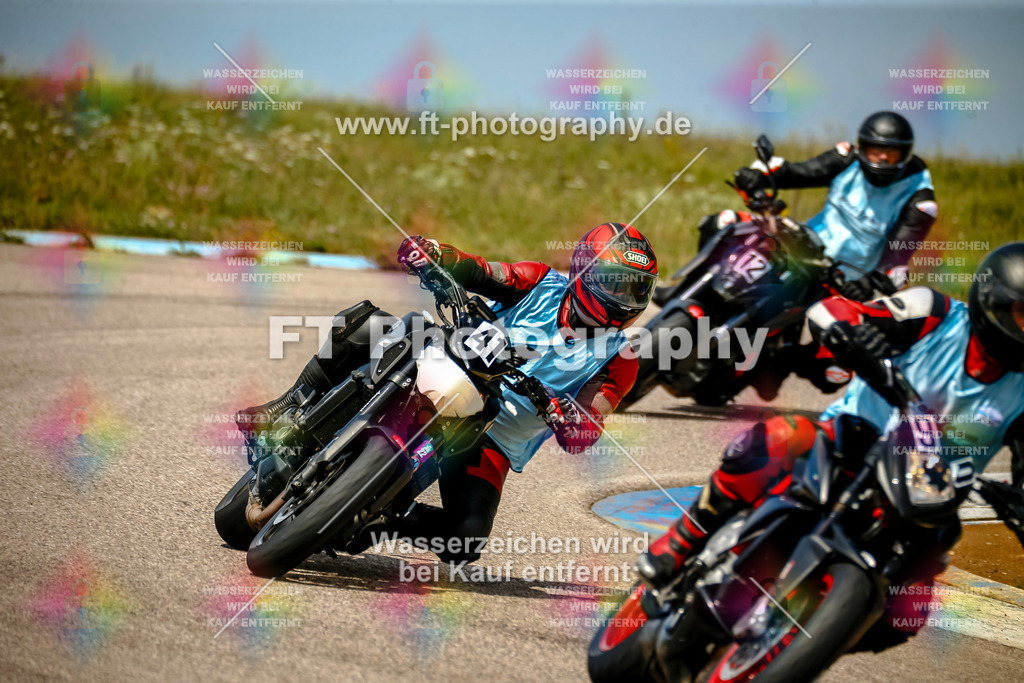 Chambley Juli-2901 | Hier findet Ihr Bilder von Touristenfahrten auf der Nürburgring Nordschleife oder von anderen Veranstaltungen die ich besucht habe. Viel Spass beim Durch Schauen 