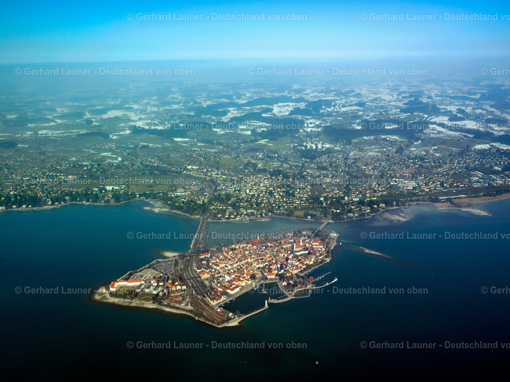 26B0306 | Blick über Lindau am Bodensee von Süden nach Norden