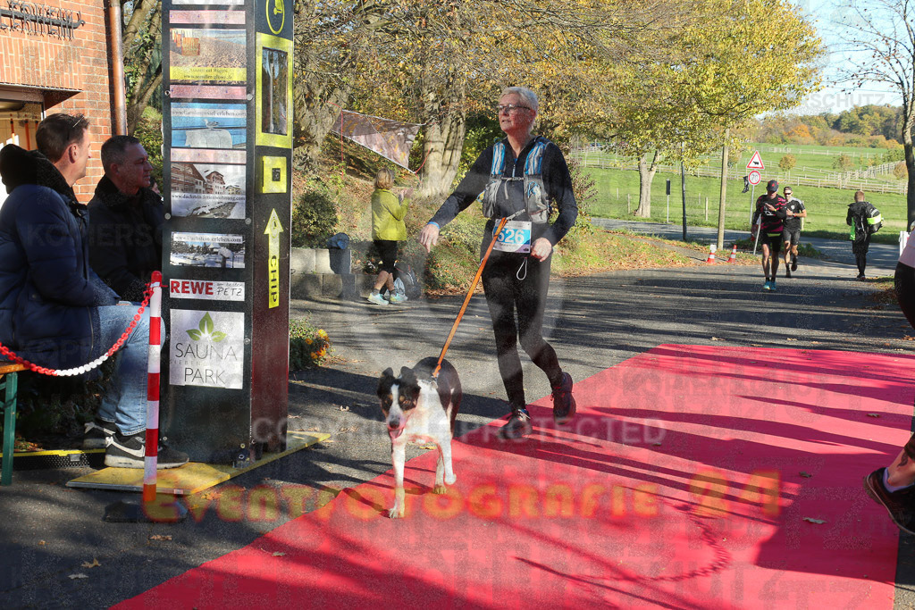 221113_1302_EX1_9400 | Sportfotografie im Rhein-Sieg Kreis, Köln, Bonn, NRW, Rheinland Pfalz, Hessen, etc. Unser Tätigkeitsfeld umfasst den Laufsport vom Volkslauf über den Marathon, Duathlon, Triathon bis zum Ultralauf wie Kölnpfad Ultra oder Schindertrail.
