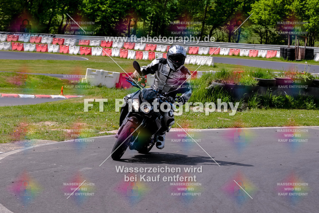 MotoTeamVBK-20973 | Hier findet Ihr Bilder von Touristenfahrten auf der Nürburgring Nordschleife oder von anderen Veranstaltungen die ich besucht habe. Viel Spass beim Durch Schauen 