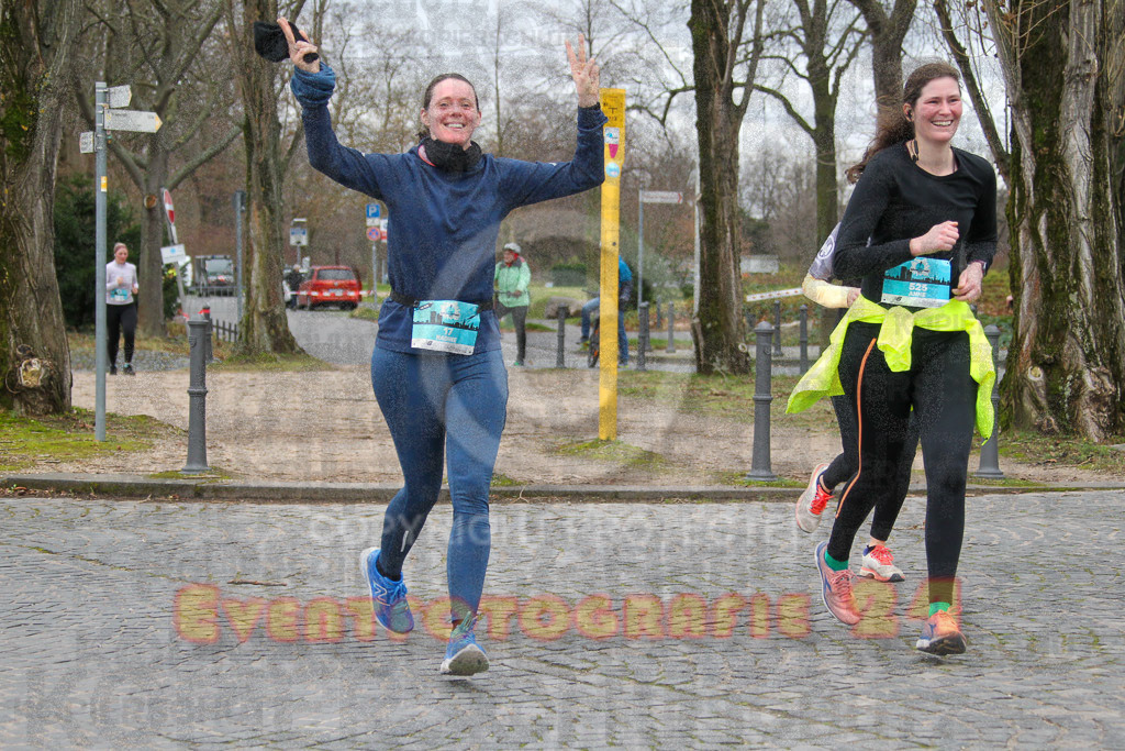 231231_1204_EV4_1954 | Sportfotografie im Rhein-Sieg Kreis, Köln, Bonn, NRW, Rheinland Pfalz, Hessen, etc. Unser Tätigkeitsfeld umfasst den Laufsport vom Volkslauf über den Marathon, Duathlon, Triathon bis zum Ultralauf wie Kölnpfad Ultra oder Schindertrail.