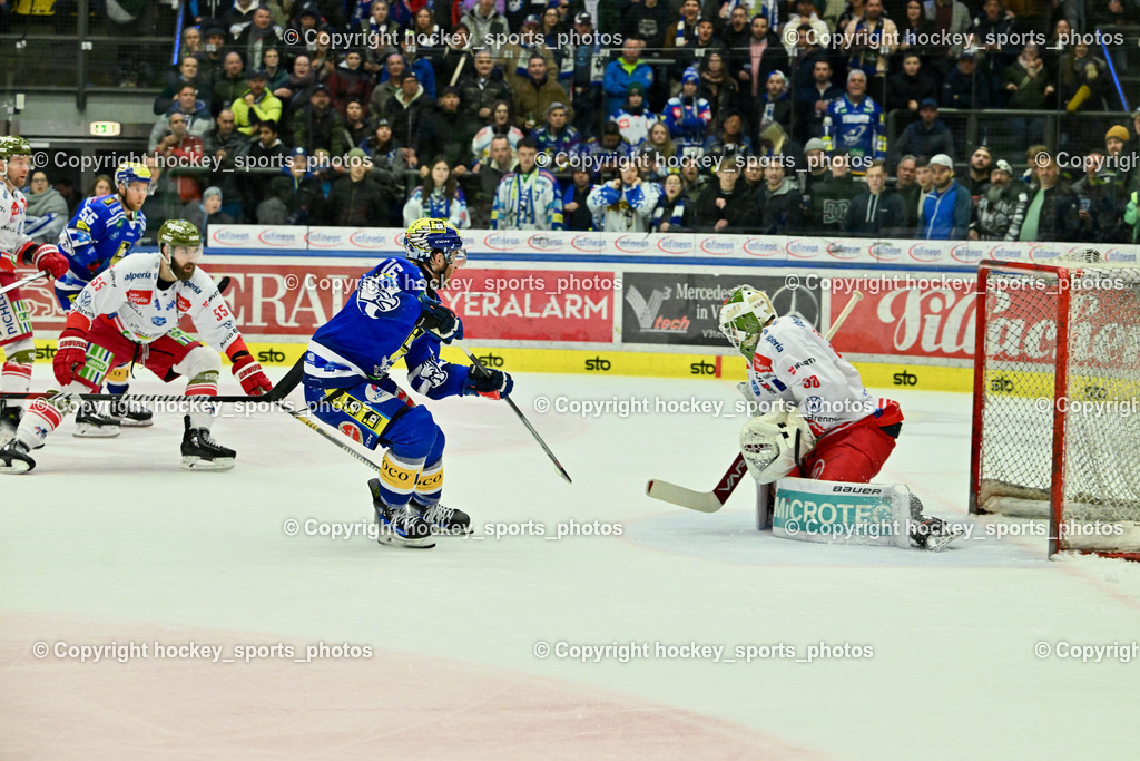 EC VSV vs. HC Bozen 16.2.2024 | #16 Kevin Hancock,  #38 Harvey Sam, EC VSV vs. HC Bozen 16.2.2024, EC VSV vs. HC Bozen 16.2.2024 am 16.02.2024 in Villach (Stadthalle Villach), Austria, (Photo by Bernd Stefan)