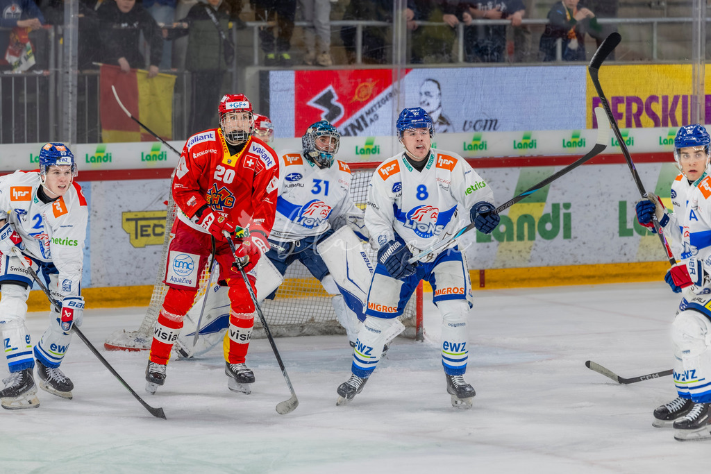 EHCB vs GCK 20260104-7861 | Sportbilder, Sportfotograf, Hochzeits- und Eventfotografin, Flugshows, Portraits und Tiershooting, Aviation, Downhill, Nationalleague, Swissleague, International