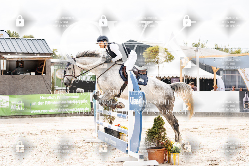 CK902038 | Turnierfotografie Pferdefotografie Trier Rheinland-Pfalz Pferdesport Reitsport Tierfotografie Sportfotografie Pferdevideo Pferdevideografie Equestrianvideography equestrianphotography  - Realisiert mit Pictrs.com