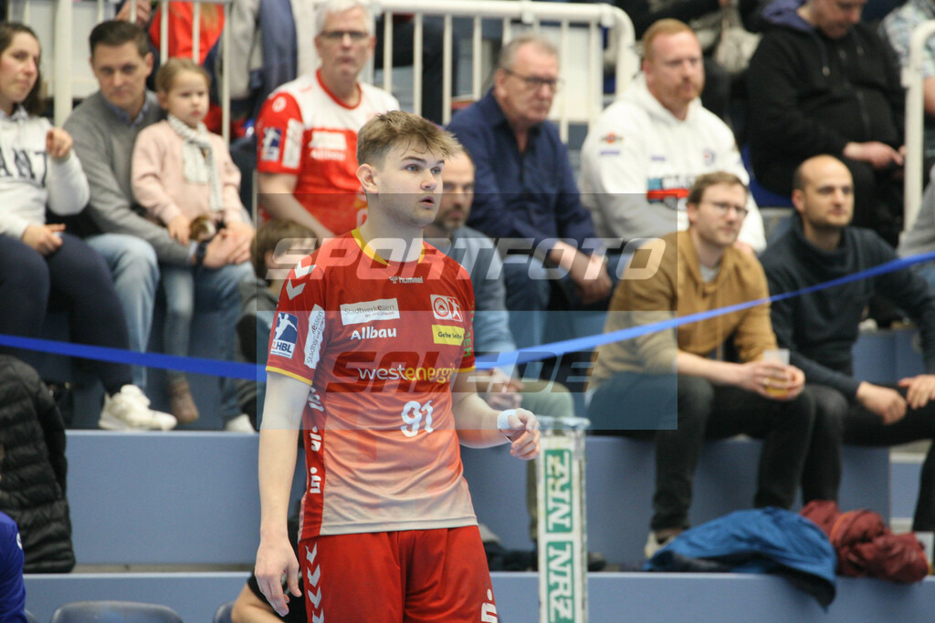 TUSEM Essen - HBW Balingen | Alexander Schoss - © Sportfoto-Sale (MK) - Realisiert mit Pictrs.com