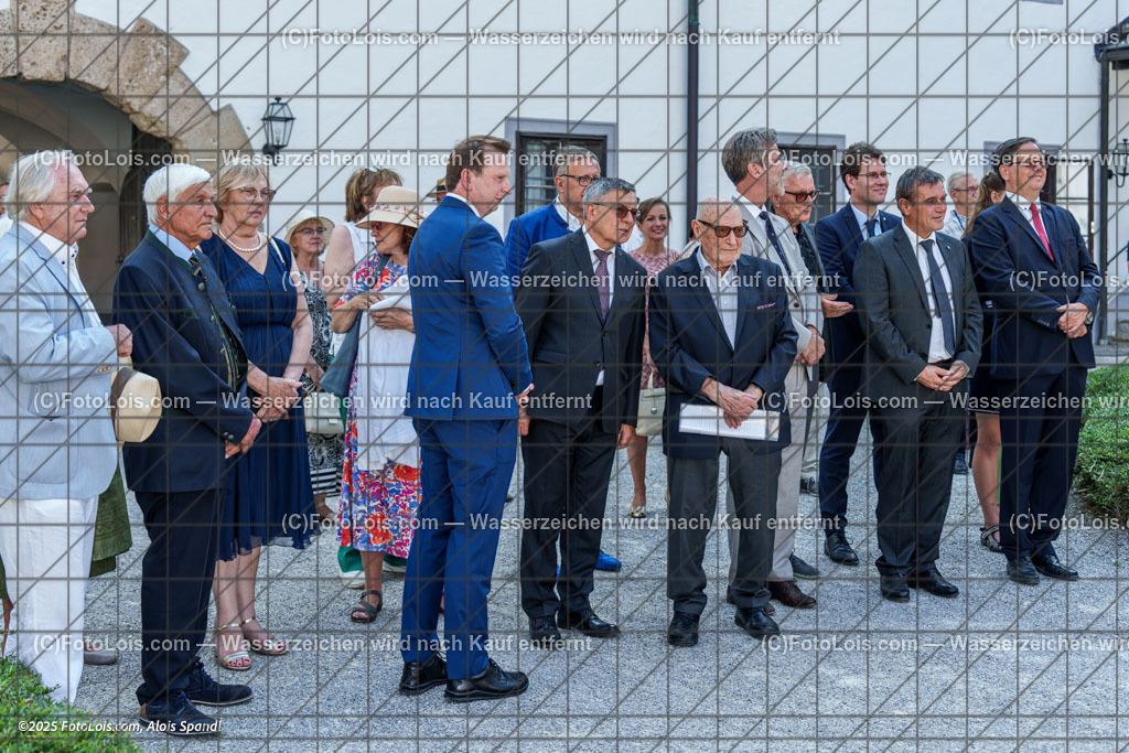 _ALP2807_Feierlicher Einzug | XLI. CHOPIN-Festival - Kartause Gaming, Fr 15. Aug. 2025, 15.30 Uhr, FEIERLICHER EINZUG in den Prälatenhof der Kartause Gaming, MUSIKKAPELLE GAMING - Kapellmeister: Andreas Kalteis, GOLDHAUBEN- UND TRACHTENGRUPPE LACKENHOF, Chor 'Resonans con Tutti' - Chorleitung: Arlena und Waldemar Galazka.