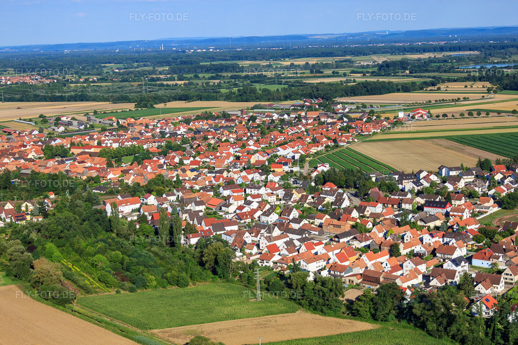 Luftbild: Erlenbachstr in Hatzenbühl im Bundesland Rheinland-Pfalz in Deutschland. Foto: IMG_30780.jpg vom 31.07.2010 durch Werner Riehm/FLY-FOTO.de