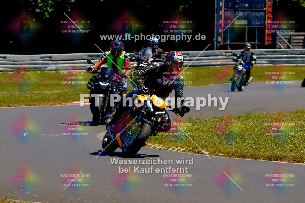 _MOT9253 | Hier findet Ihr Bilder von Touristenfahrten auf der Nürburgring Nordschleife oder von anderen Veranstaltungen die ich besucht habe. Viel Spass beim Durch Schauen 