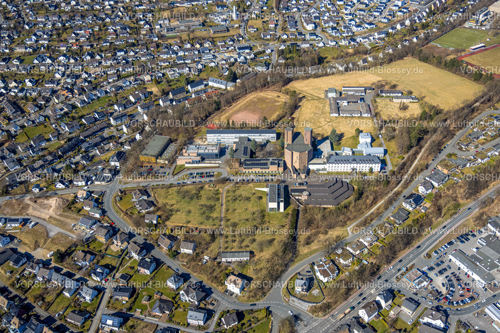 Meschede250305033 | Luftbild, Abtei Königsmünster Kloster mit Gymnasium der Benediktiner, Meschede-Stadt, Meschede, Sauerland, Nordrhein-Westfalen, Deutschland