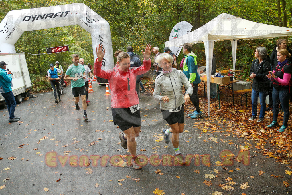 241027_1009_EX1_3702 | Sportfotografie im Rhein-Sieg Kreis, Köln, Bonn, NRW, Rheinland Pfalz, Hessen, etc. Unser Tätigkeitsfeld umfasst den Laufsport vom Volkslauf über den Marathon, Duathlon, Triathon bis zum Ultralauf wie Kölnpfad Ultra oder Schindertrail.