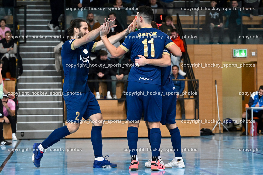 Carinthia Flamengo Futsal Club vs. Futsal Klagenfurt | Jubel Futsal Klagenfurt Mannschaft, #2 Nikola Jandric Futsal Klagenfurt, #11 Saso Kovacevic Futsal Klagenfurt, Carinthia Flamengo Futsal Club vs. Futsal Klagenfurt, Carinthia Flamengo Futsal Club vs. Futsal Klagenfurt am 01.12.2024 in Klagenfurt (Ballspielhalle Viktring), Austria, (Photo by Bernd Stefan)