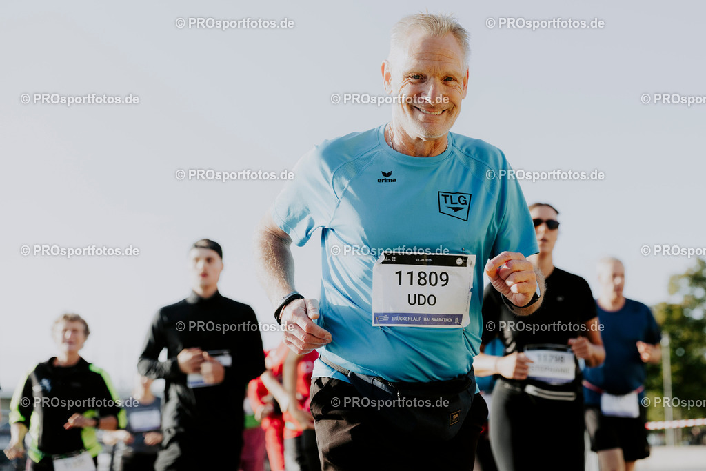 250914_Brückenlauf_JM-113 | Professionelle Fotos Ihrer Laufsportveranstaltung.