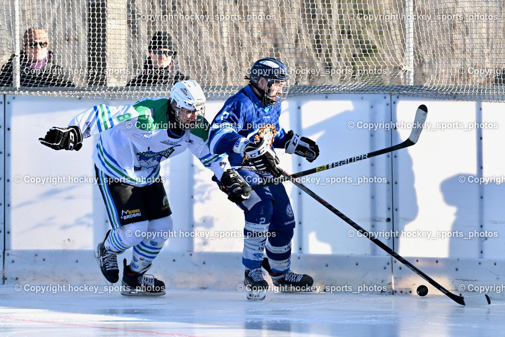 EC Tigers Paternion vs. EC FELD AM SEE/DSG LEDENITZEN | #89 Staudacher Sandro EC FELD AM SEE Ledenitzen, #2 Pranjic Marko EC Tigers Paternion, EC Tigers Paternion vs. EC FELD AM SEE/DSG LEDENITZEN, EC Tigers Paternion vs. EC FELD AM SEE/DSG LEDENITZEN am 04.01.2026 in Paternion (Eislaufplatz Paternion), Austria, (Photo by Bernd Stefan)